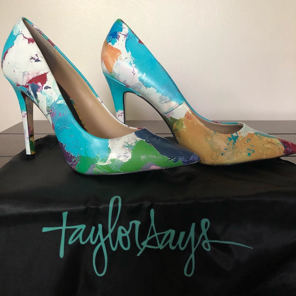Taylor Says Artista Painted Pump Size 9.5 + Bag